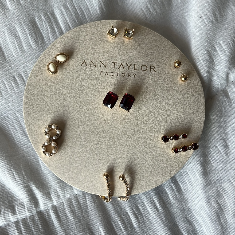 Ann Taylor huge lot earrings studs 9 pairs blue hoops gold gift card